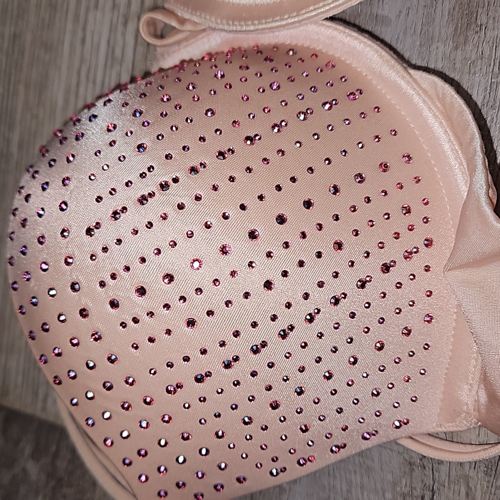Sparkly Bra - Picture 4 of 5